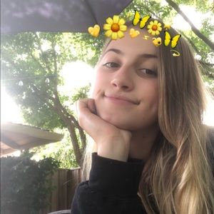 Meet your Posher, Emma